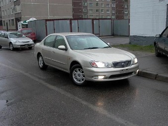 2000 Nissan Cefiro Pictures