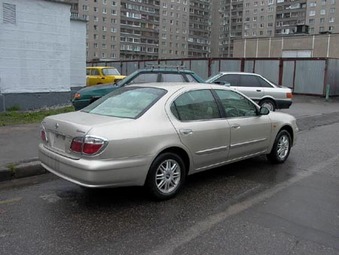 2000 Nissan Cefiro Photos