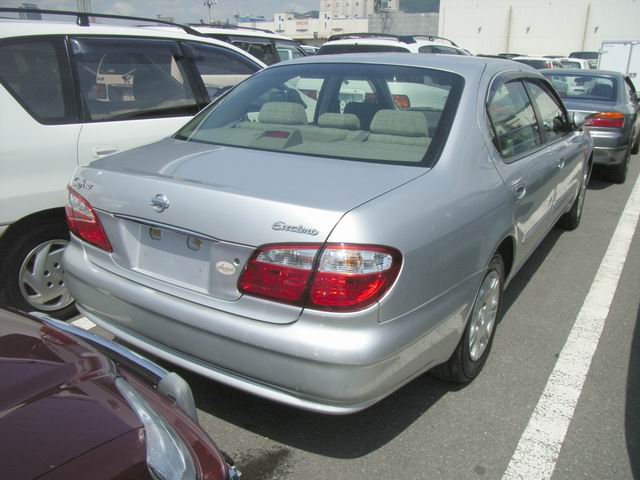 2000 Nissan Cefiro Images