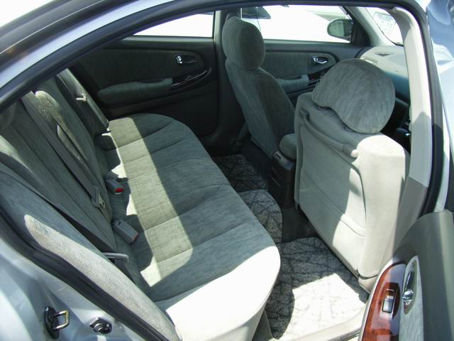 2000 Nissan Cefiro Pictures