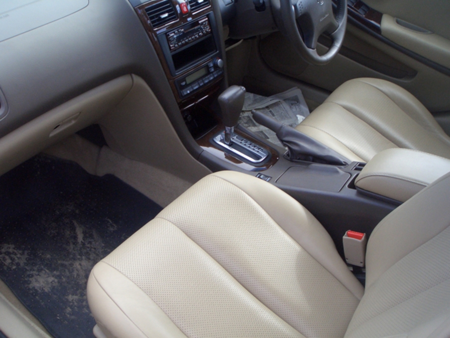 2000 Nissan Cefiro Wallpapers
