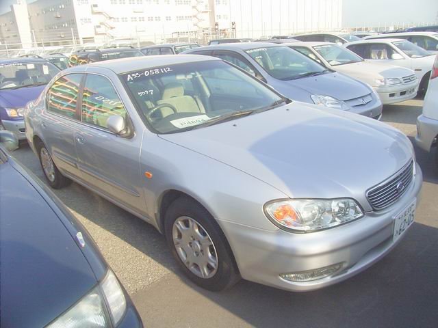 2000 Nissan Cefiro Pics