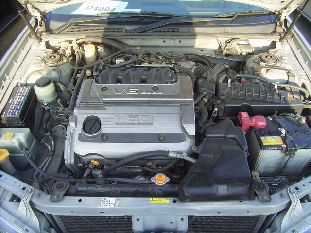 2000 Nissan Cefiro Photos