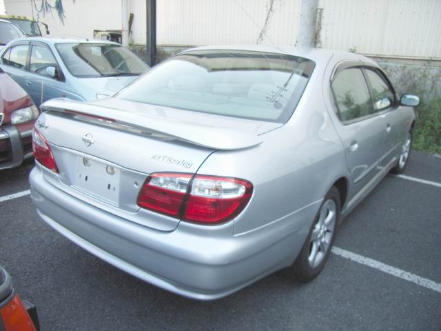 2000 Nissan Cefiro Pictures