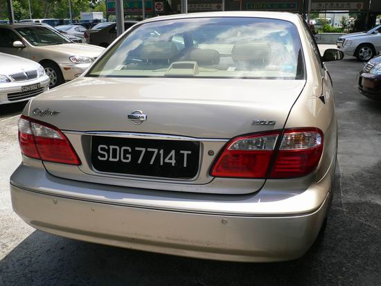 2000 Nissan Cefiro Photos