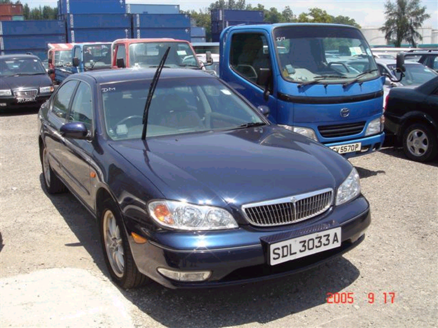 2000 Nissan Cefiro Images