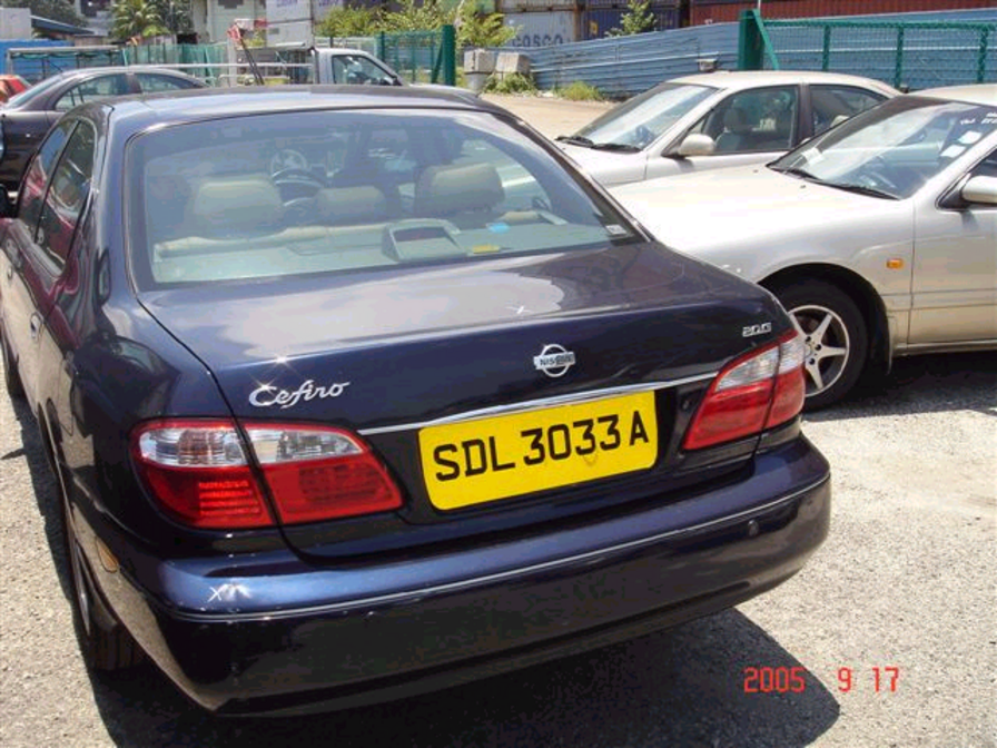 2000 Nissan Cefiro Pictures