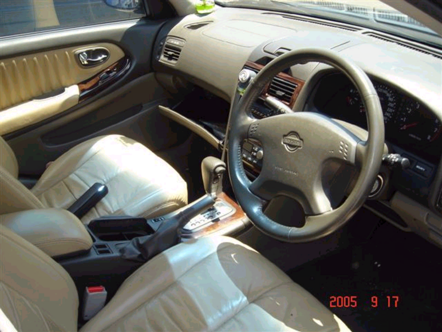 2000 Nissan Cefiro Pics