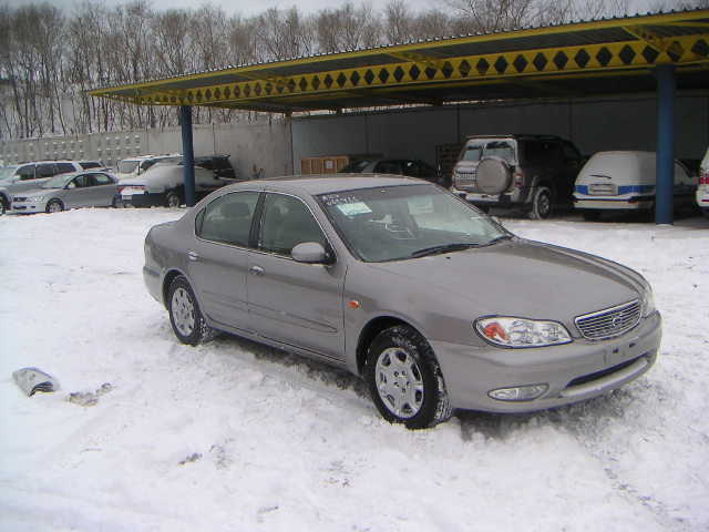 2000 Nissan Cefiro Photos