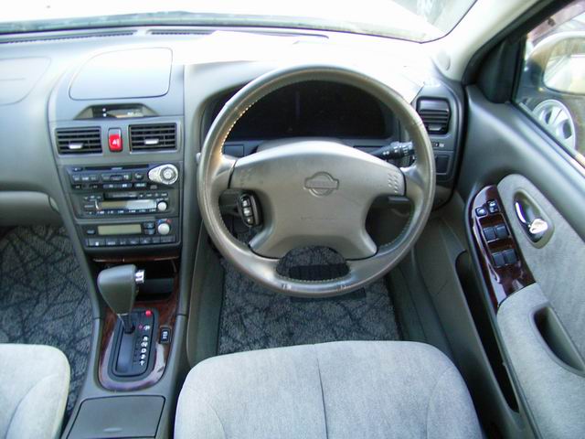 2000 Nissan Cefiro Photos