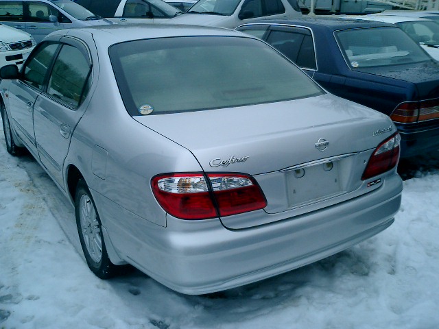 2000 Nissan Cefiro Pictures