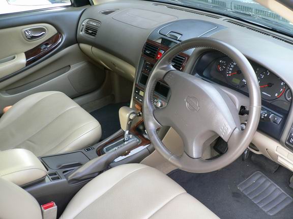 2000 Nissan Cefiro Pictures