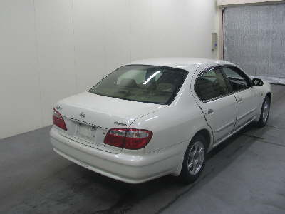 2000 Nissan Cefiro Photos