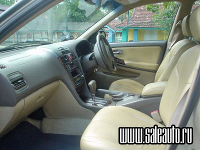 2000 Nissan Cefiro Photos