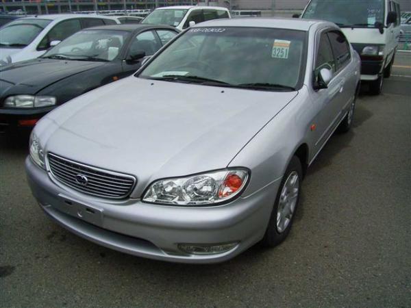 2000 Nissan Cefiro Pictures