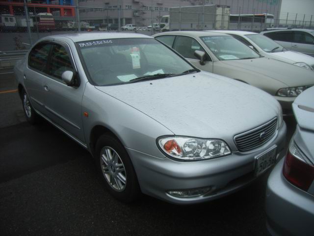 2000 Nissan Cefiro Photos