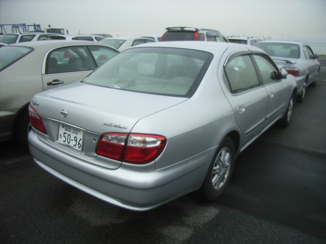 2000 Nissan Cefiro Pictures
