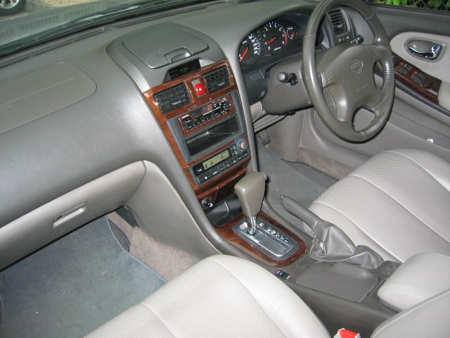 2000 Nissan Cefiro Pictures