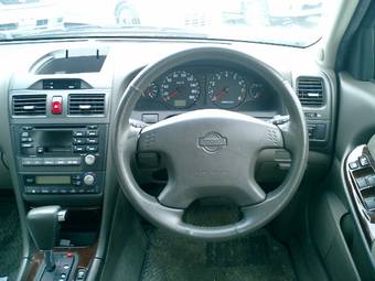 2000 Nissan Cefiro Pictures