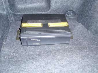 2000 Nissan Cefiro Images