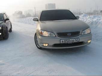 2000 Nissan Cefiro Photos