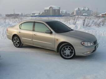 2000 Nissan Cefiro Photos