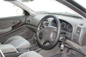 2000 Nissan Cefiro Photos