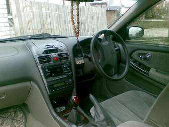 2000 Nissan Cefiro Pictures