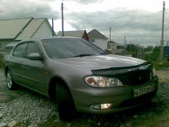 2000 Nissan Cefiro Photos