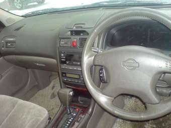 2000 Nissan Cefiro Photos