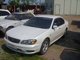 2000 Nissan Cefiro Photos