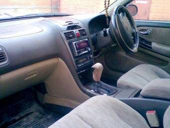 2000 Nissan Cefiro Pictures