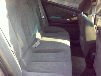 2000 Nissan Cefiro Photos
