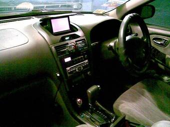 2000 Nissan Cefiro Photos
