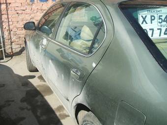 2000 Nissan Cefiro Photos