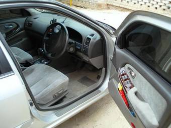 2000 Nissan Cefiro Pictures