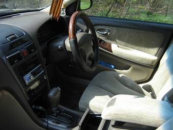 2000 Nissan Cefiro Pics