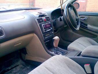 2000 Nissan Cefiro Photos