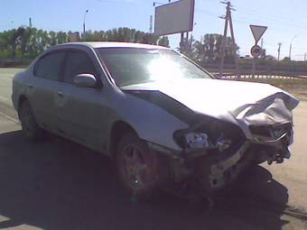2000 Nissan Cefiro Photos
