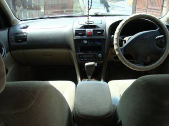 2000 Nissan Cefiro Pictures