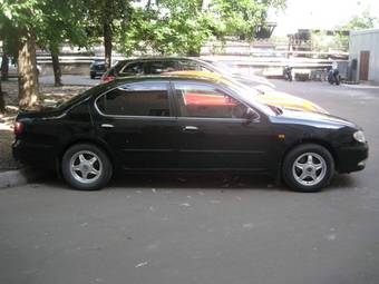 2000 Nissan Cefiro Photos