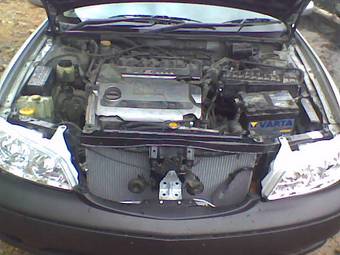 2000 Nissan Cefiro Photos