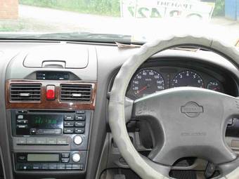 2000 Nissan Cefiro Photos