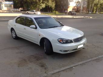 2000 Nissan Cefiro Photos