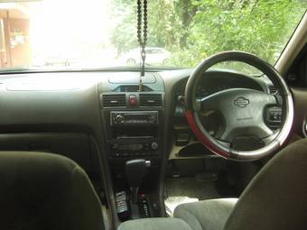 2000 Nissan Cefiro Photos