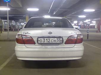 2000 Nissan Cefiro Pictures