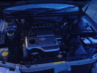 2000 Nissan Cefiro Images