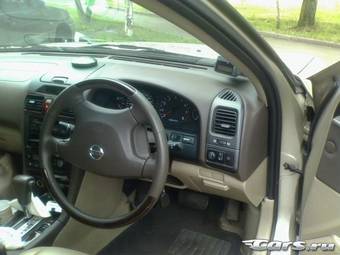2000 Nissan Cefiro Photos