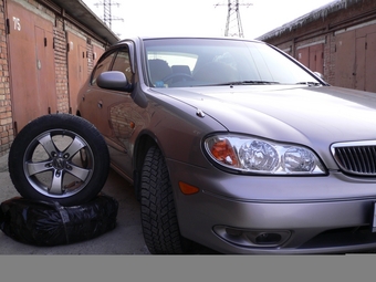 2001 Nissan Cefiro