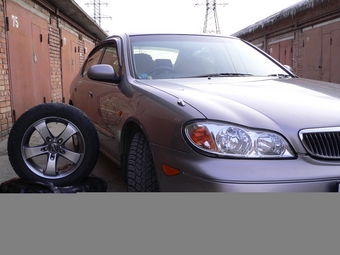 2001 Nissan Cefiro